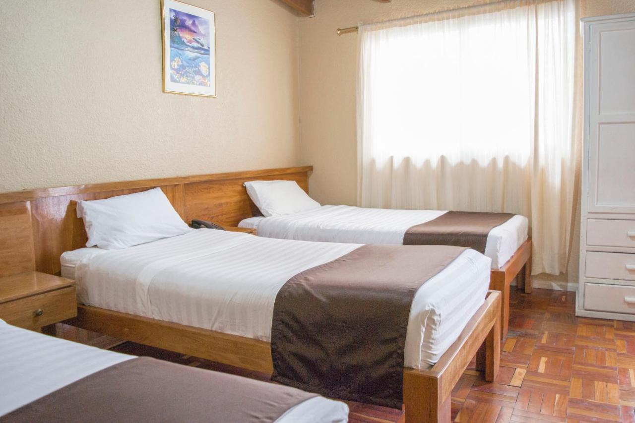 Hostal Loro Verde Quito Buitenkant foto